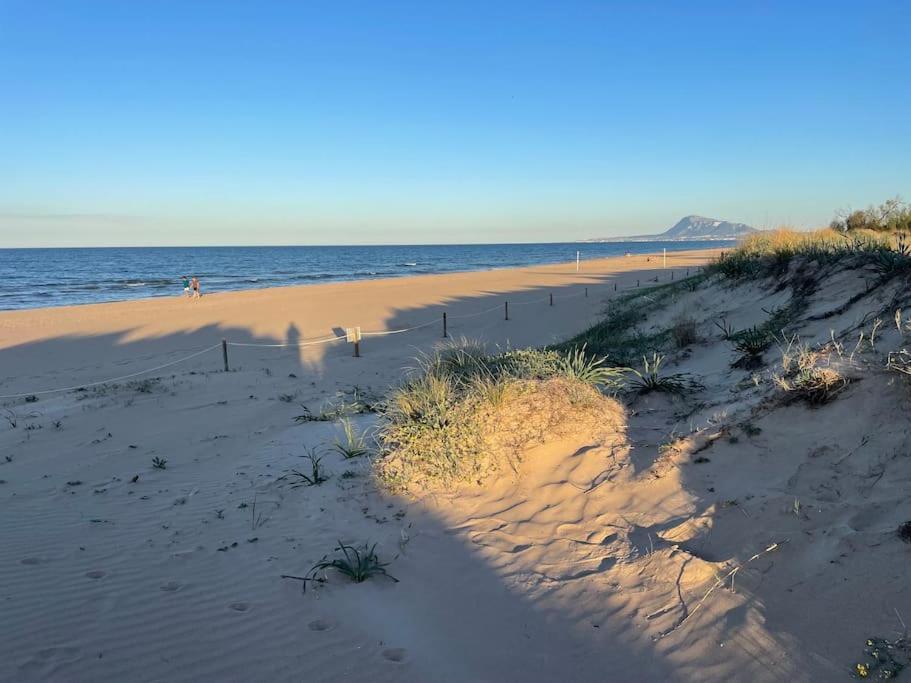 Casa Celidonia , Plage De Oliva Luaran gambar